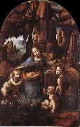 LEONARDO da Vinci Madonna in the cave oil on canvas